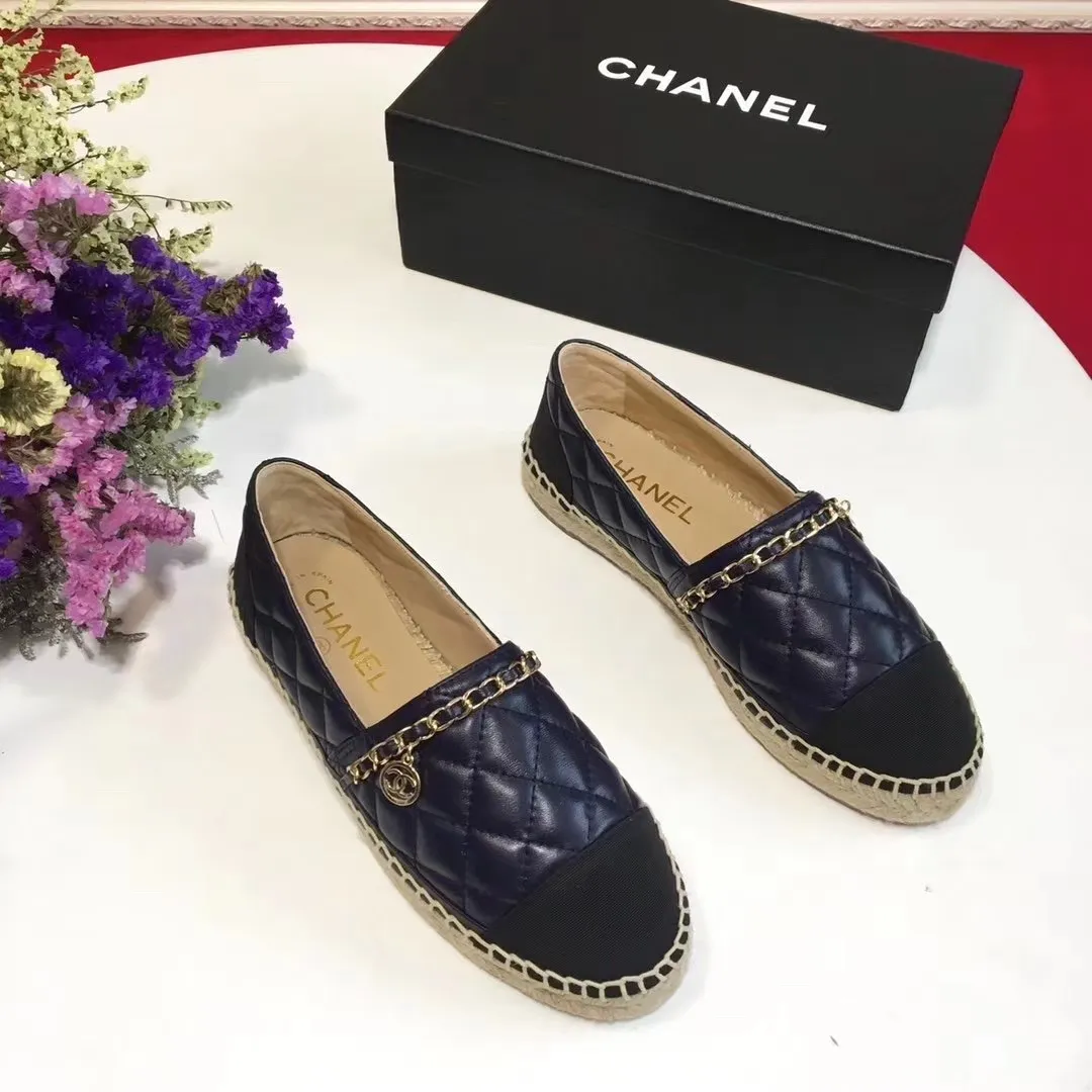 👟👟Ex-factory price 480👟👟 Size: 35-40🌹 🌈🌈[CHANEL Chanel] full range of fisherman shoes... The top version is welcome to compare with all the experts👟👟👟👟 (cloth, leather, lace, sequined) Wool mixed surface)💋💋The lining is made of original sheepskin (the hemp rope bottom and the rubber bottom are integrated) The 100-needle hemp rope is very thorough👍👍...High-quality customization🆚Purchasing agent source‼ ️ The popularity of fishermen’s shoes, I believe everyone who knows the goods knows that people on Earth/Mars are showing off their silk threads one after another💝💝 34-40 (41 and 42 can be customized and non-returnable) standard size 🎁Supporting packaging